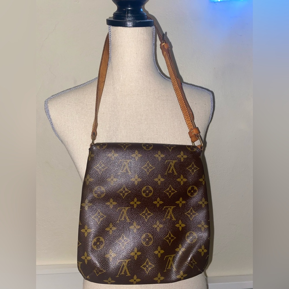 Original  Louis Vuitton Shoulder Bag, from the 2001 collection